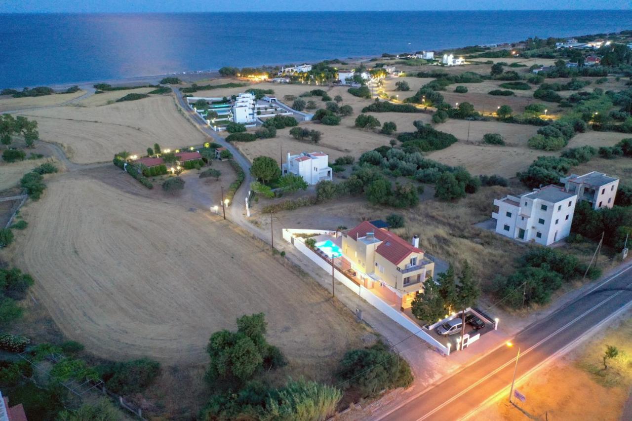 Ritas Gennadi Villa Ngoại thất bức ảnh